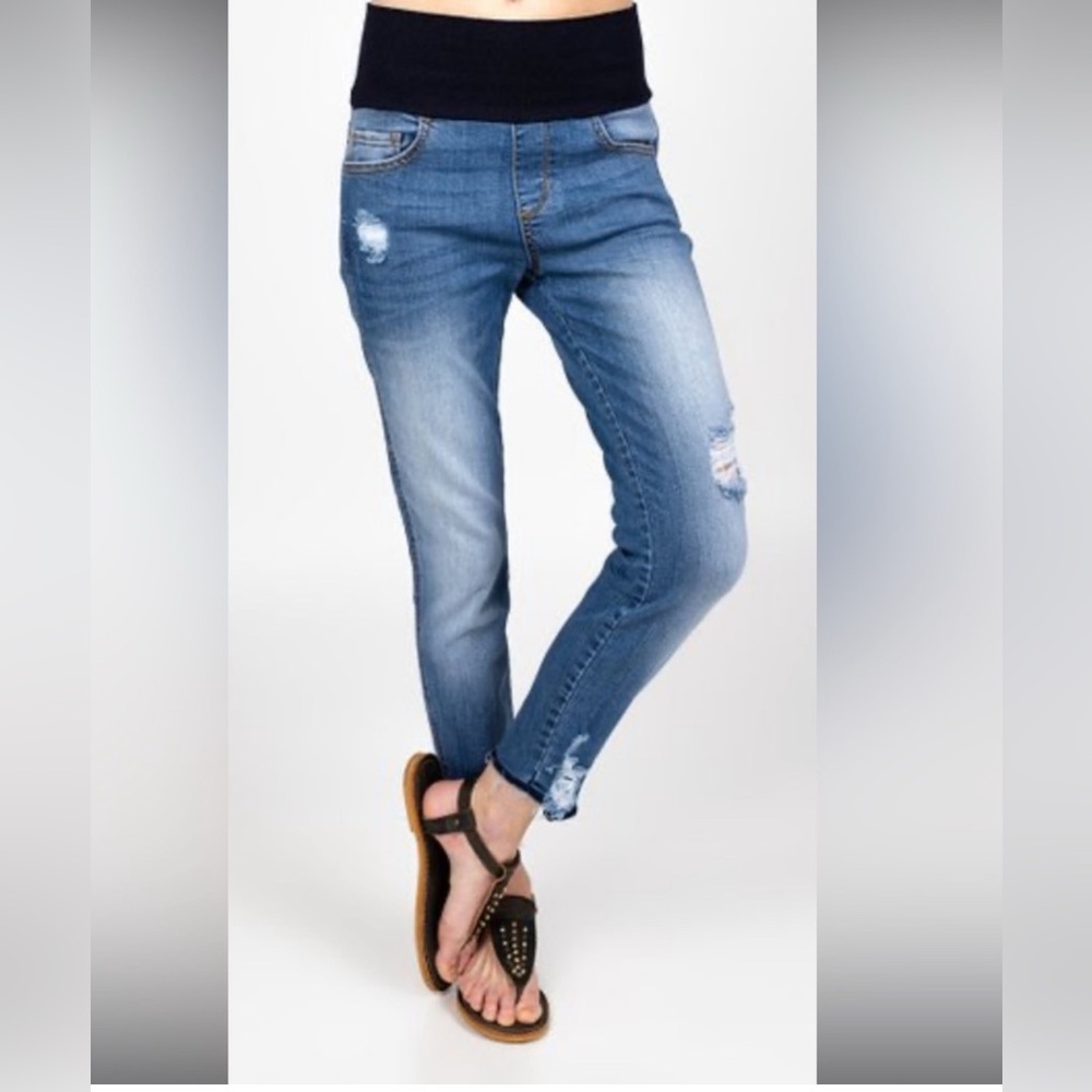 M. Rena Women's Blue Distressed Jeans High Waist Tummy control in medium